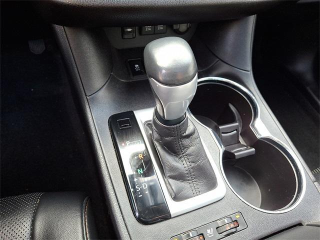 used 2018 Toyota Highlander car, priced at $26,480