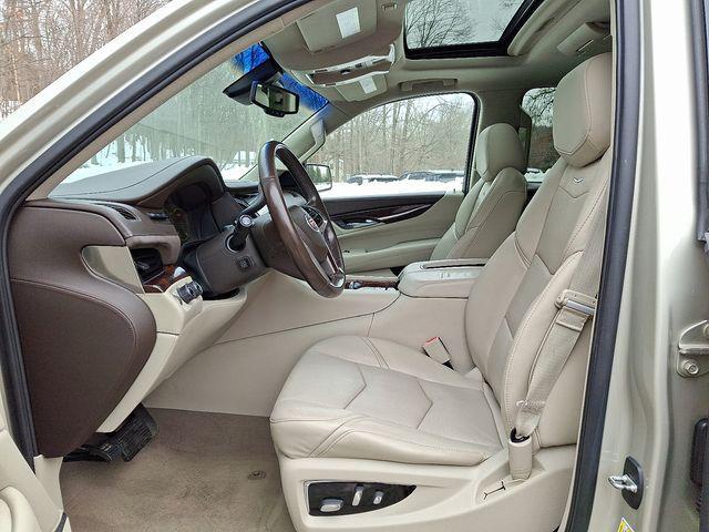 used 2015 Cadillac Escalade car, priced at $24,264