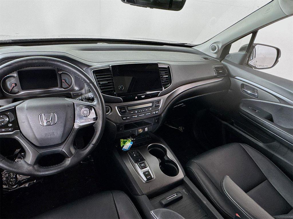 used 2022 Honda Pilot car, priced at $28,990