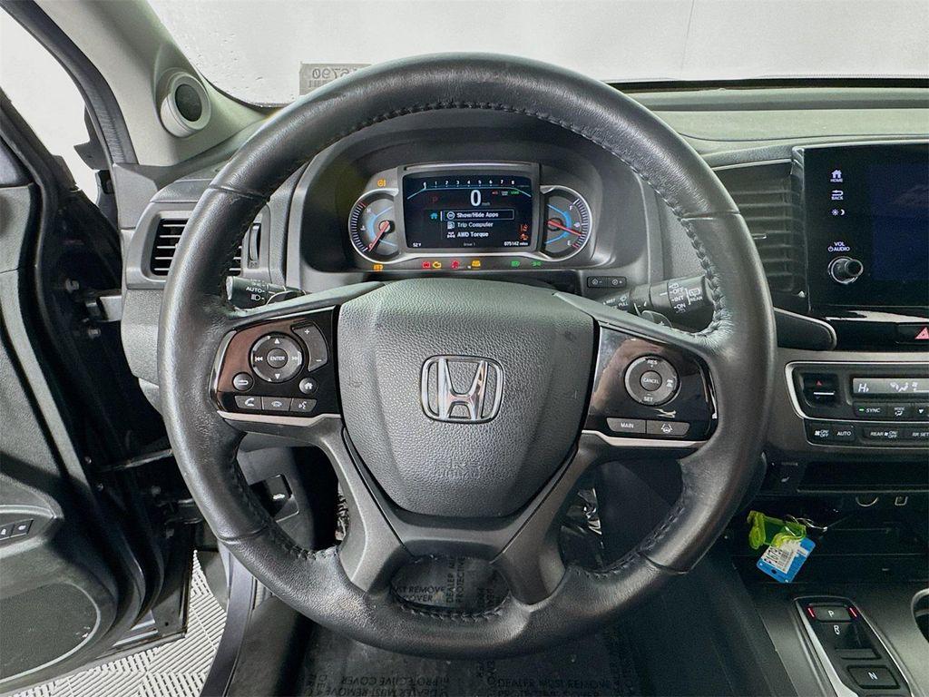 used 2022 Honda Pilot car, priced at $28,990