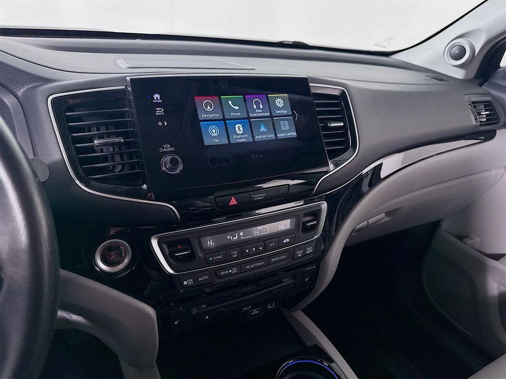 used 2022 Honda Pilot car, priced at $33,490