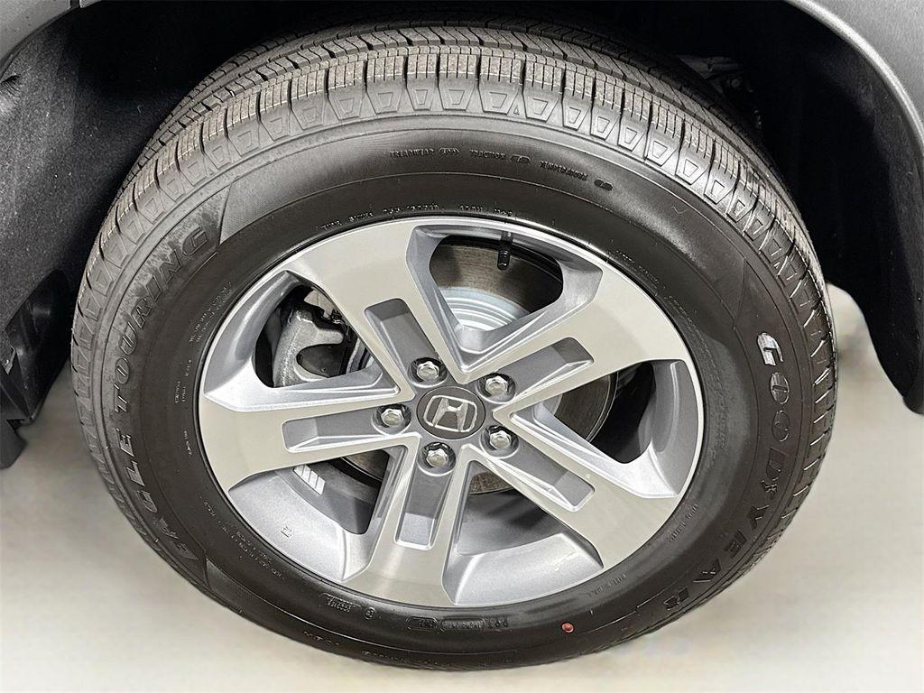 used 2025 Honda Pilot car, priced at $44,990