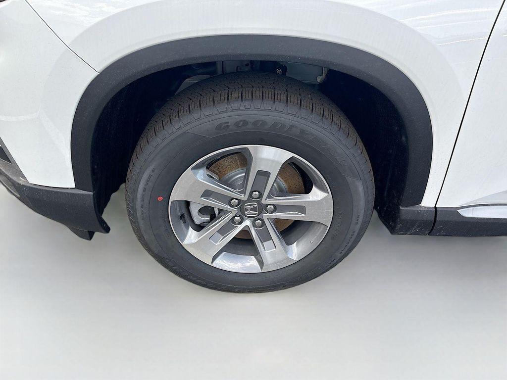 used 2025 Honda Pilot car, priced at $45,490