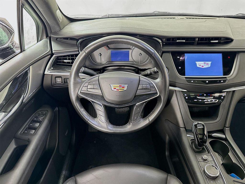 used 2021 Cadillac XT5 car, priced at $28,490
