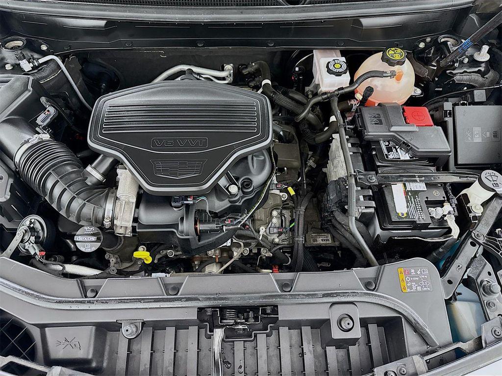 used 2021 Cadillac XT5 car, priced at $28,490