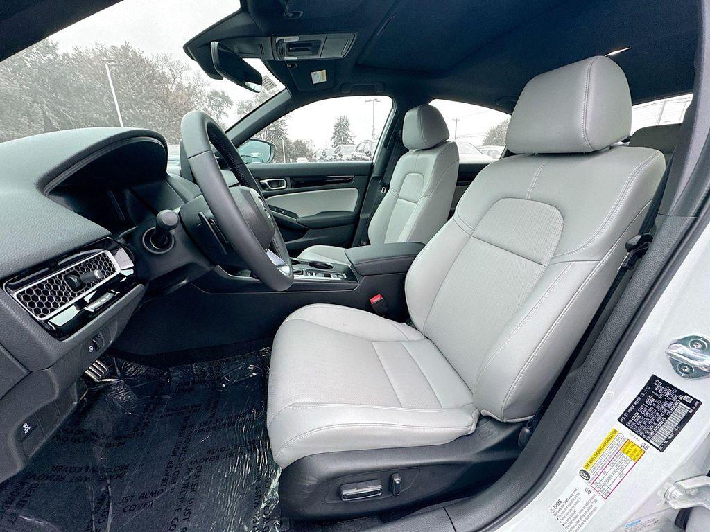 new 2026 Honda Civic Hybrid car, priced at $33,002