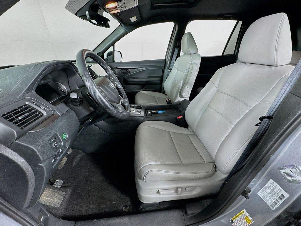 used 2023 Honda Passport car, priced at $33,990