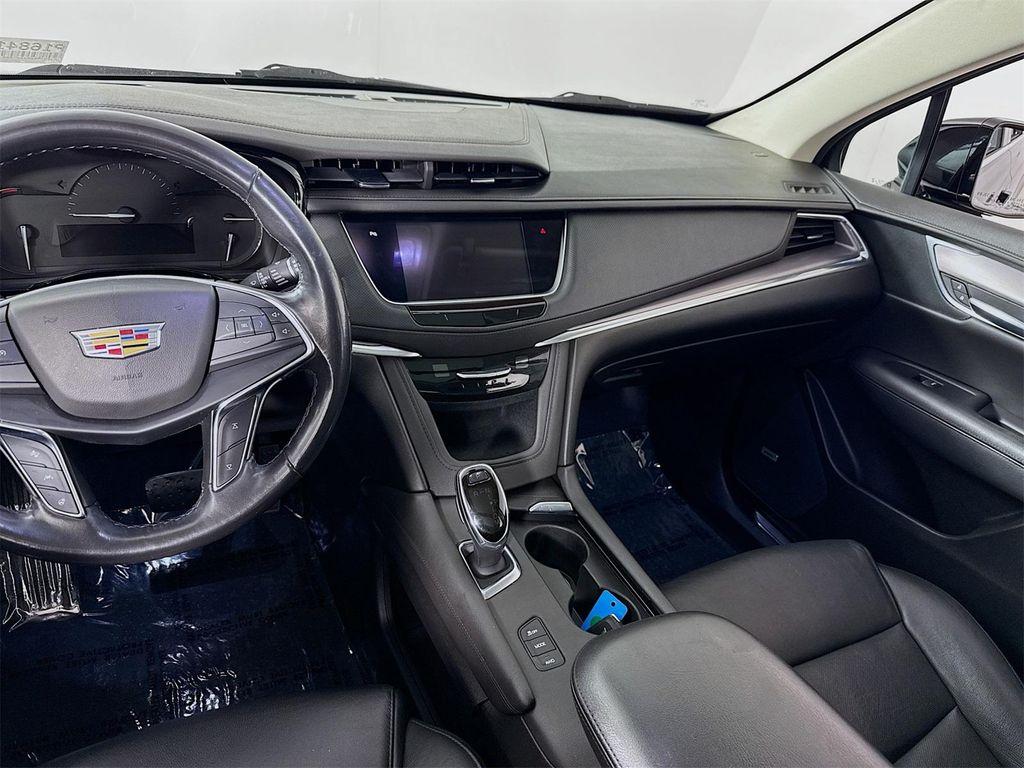 used 2019 Cadillac XT5 car, priced at $19,990