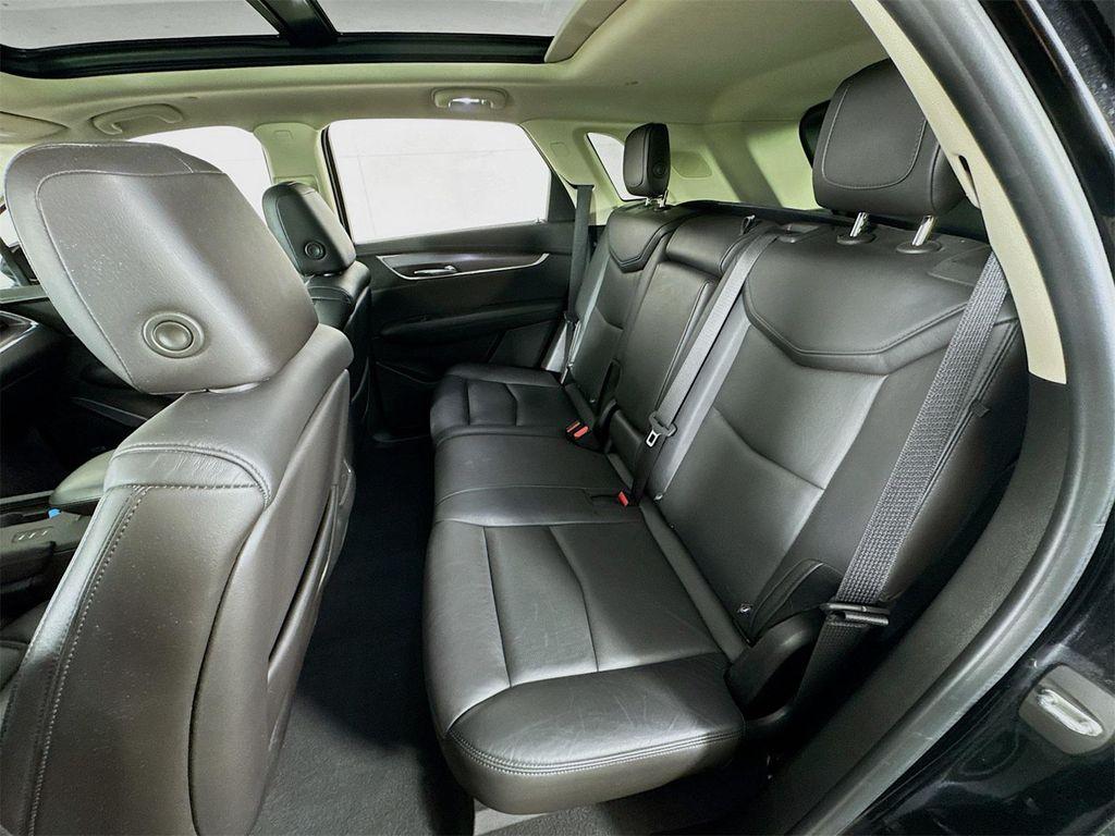 used 2019 Cadillac XT5 car, priced at $19,990