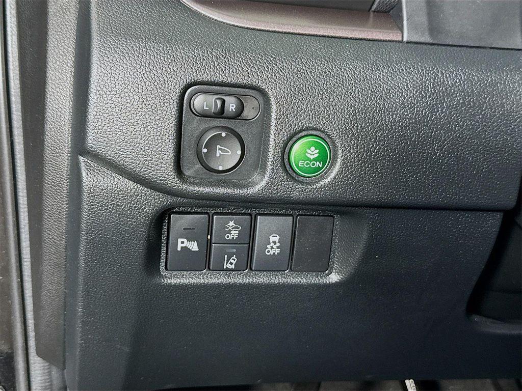 used 2022 Honda Passport car, priced at $31,549