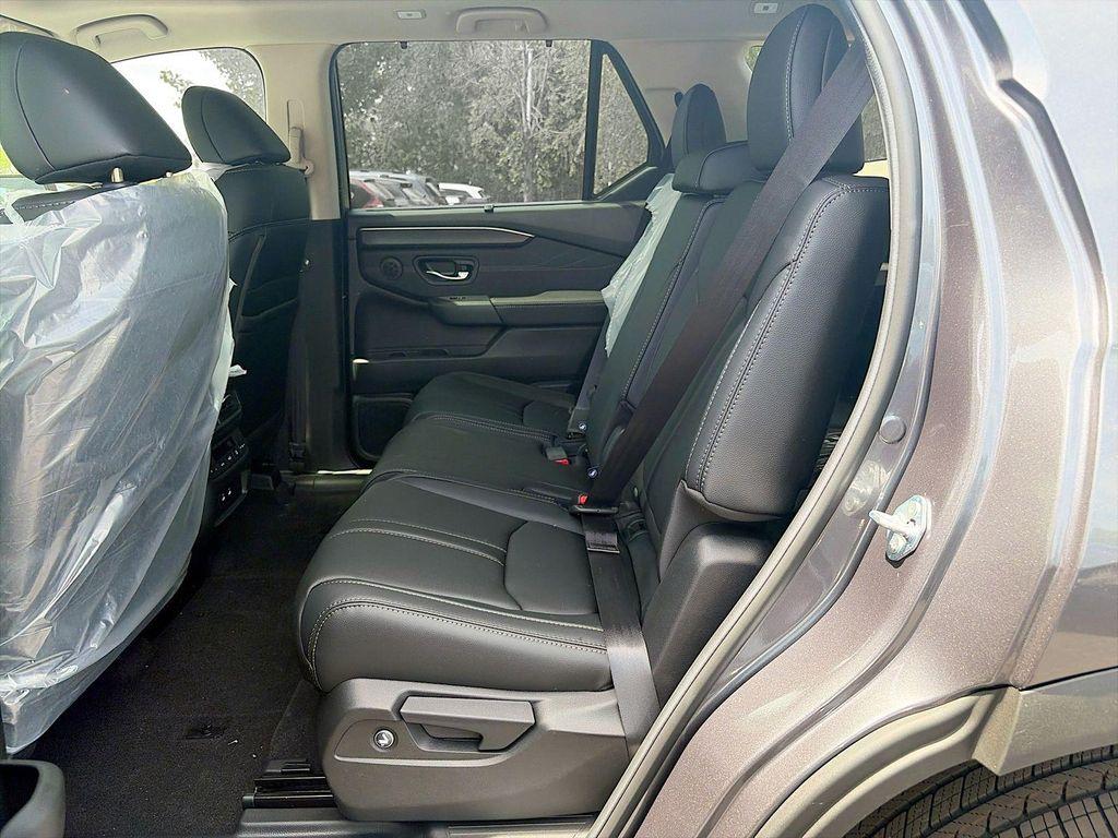 new 2026 Honda Pilot car, priced at $53,395