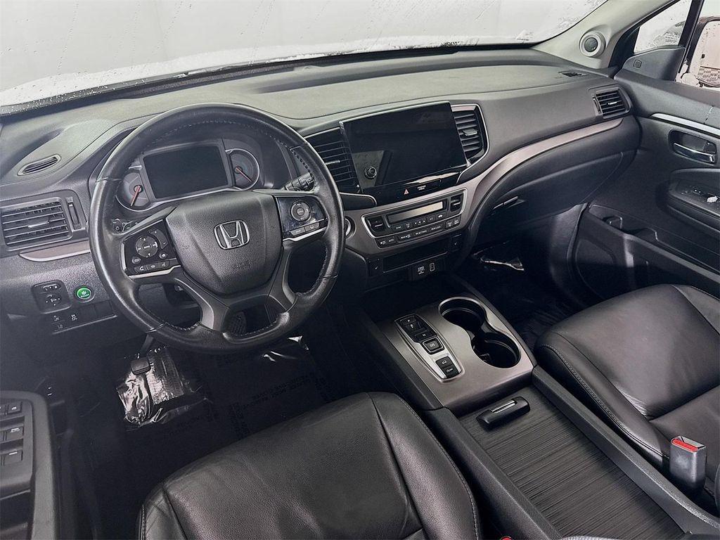 used 2022 Honda Pilot car, priced at $32,990