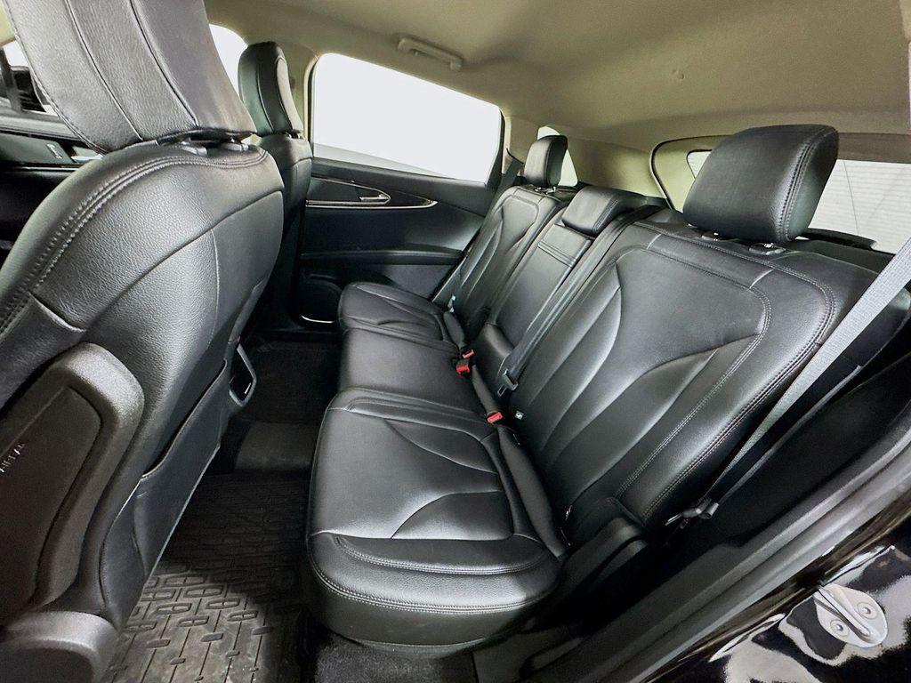 used 2023 Lincoln Nautilus car, priced at $33,340