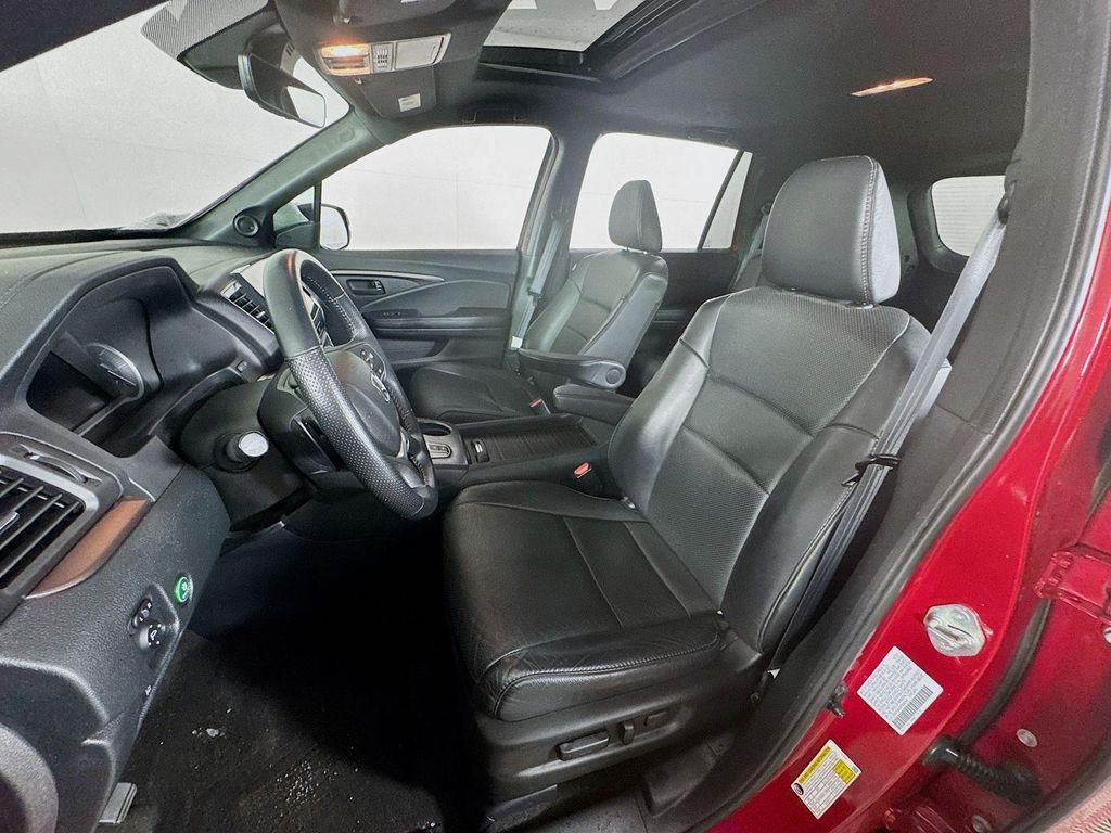 used 2023 Honda Passport car, priced at $31,289