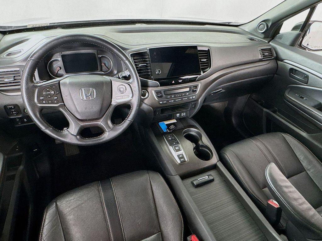 used 2022 Honda Pilot car, priced at $27,990