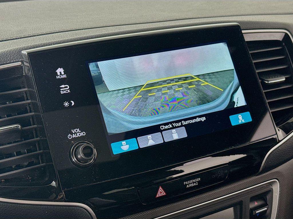 used 2022 Honda Pilot car, priced at $27,990