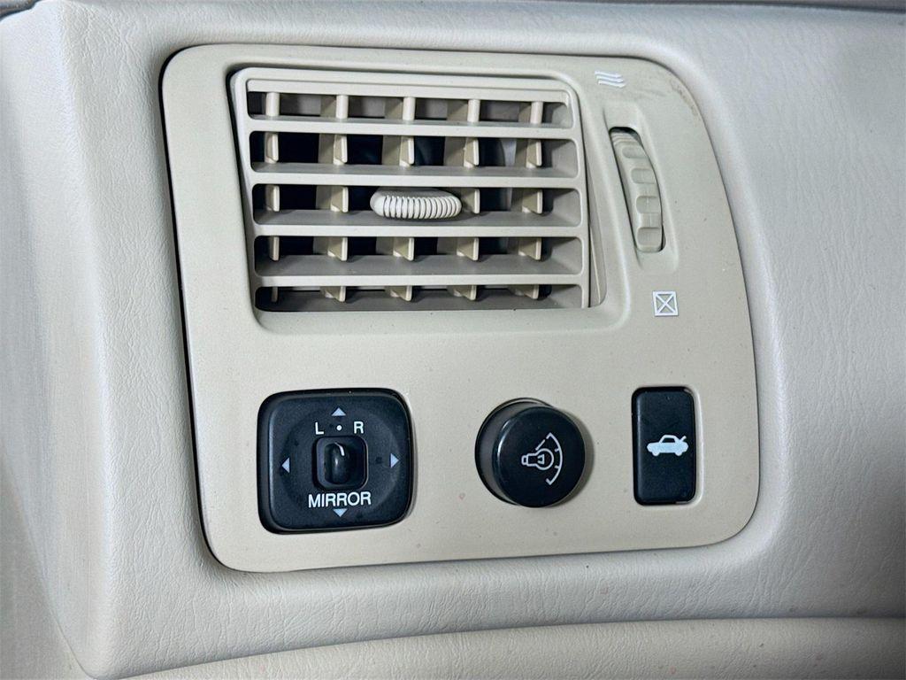 used 2000 Toyota Avalon car, priced at $5,990