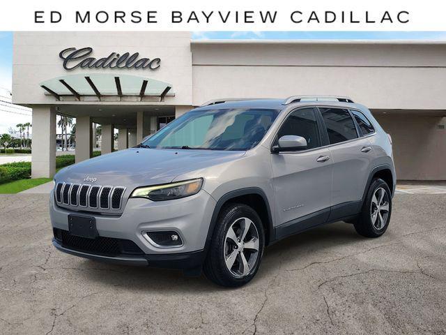 used 2019 Jeep Cherokee car, priced at $11,495
