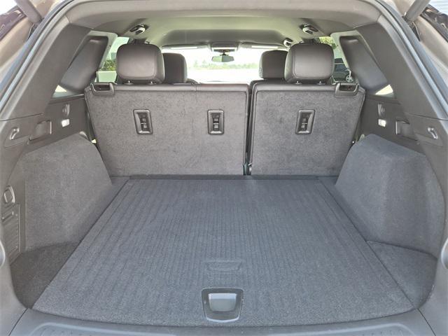 used 2023 Cadillac XT5 car, priced at $25,999