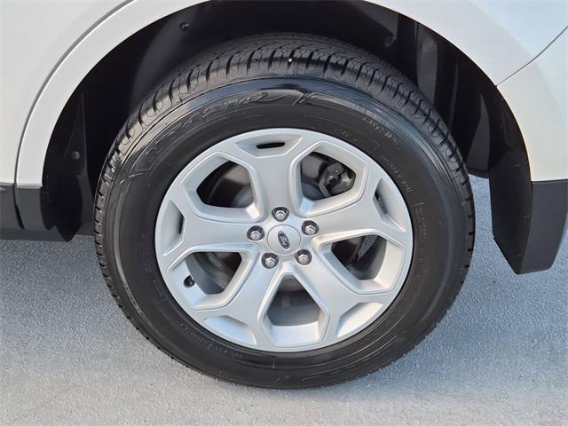 used 2013 Ford Edge car, priced at $13,300