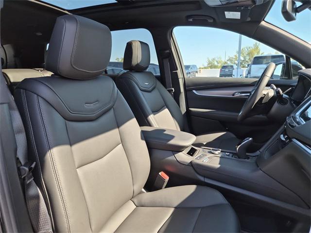 new 2025 Cadillac XT6 car, priced at $53,640