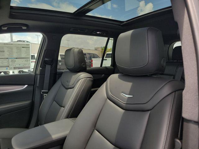 new 2025 Cadillac XT6 car, priced at $54,936