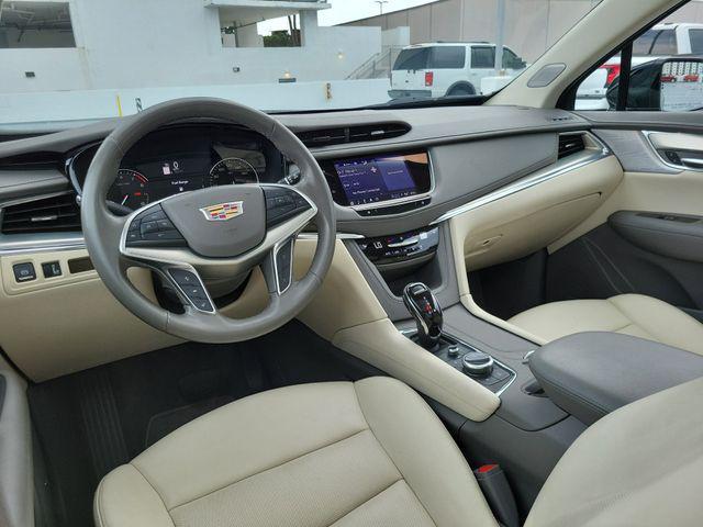used 2023 Cadillac XT5 car, priced at $34,409