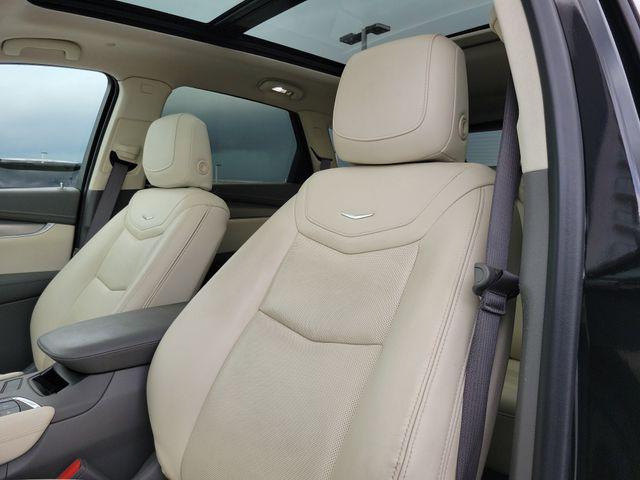 used 2023 Cadillac XT5 car, priced at $34,409