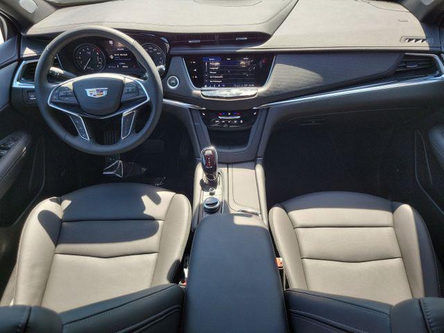 new 2025 Cadillac XT5 car, priced at $57,190