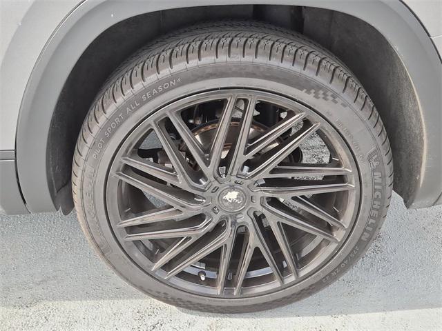 used 2018 Volkswagen Atlas car, priced at $14,457