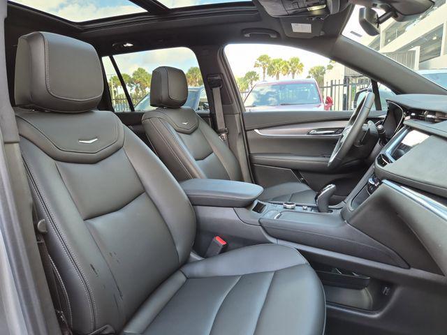 new 2025 Cadillac XT6 car, priced at $50,885