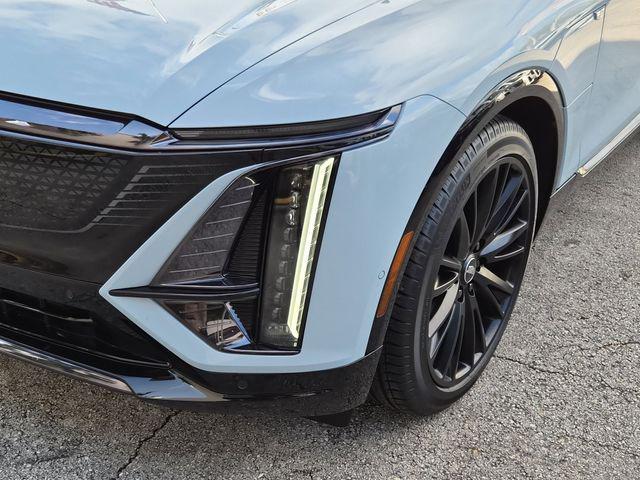 new 2025 Cadillac LYRIQ car, priced at $64,810