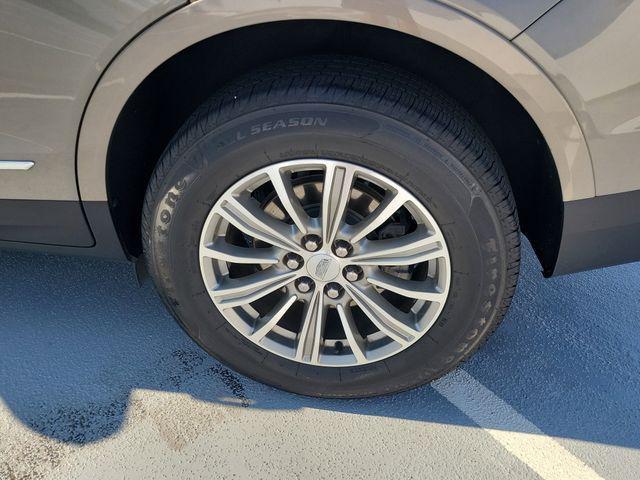 used 2018 Cadillac XT5 car, priced at $14,999