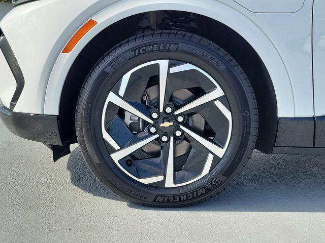 used 2025 Chevrolet Equinox EV car, priced at $27,596