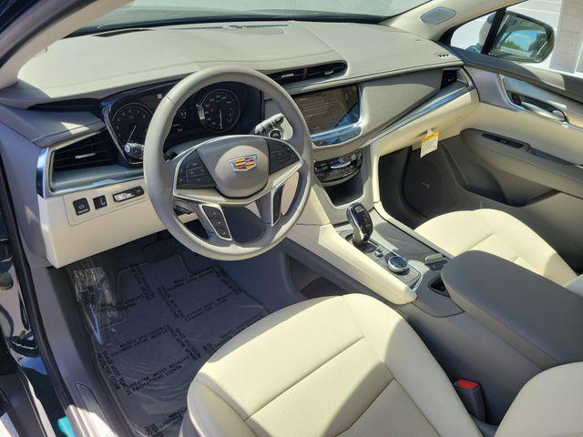 new 2026 Cadillac XT5 car, priced at $60,294