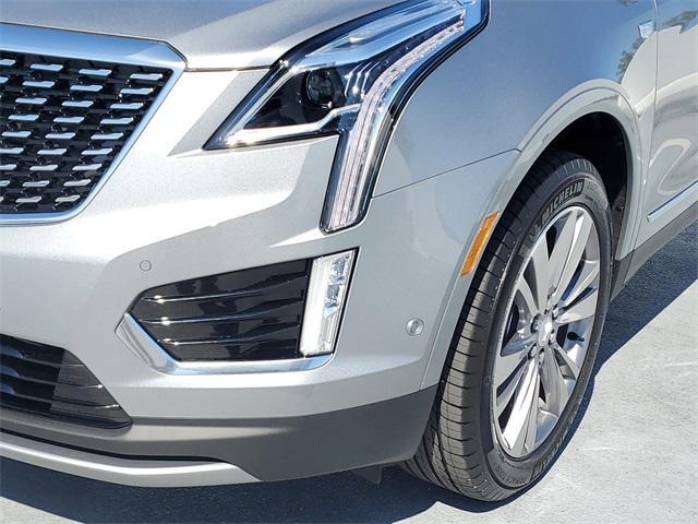 new 2026 Cadillac XT5 car, priced at $55,594