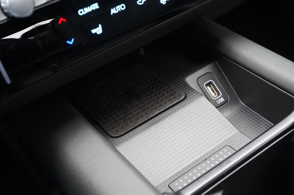 new 2025 Hyundai IONIQ 6 car, priced at $41,885