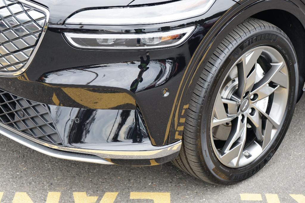 used 2025 Genesis Electrified GV70 car, priced at $49,000