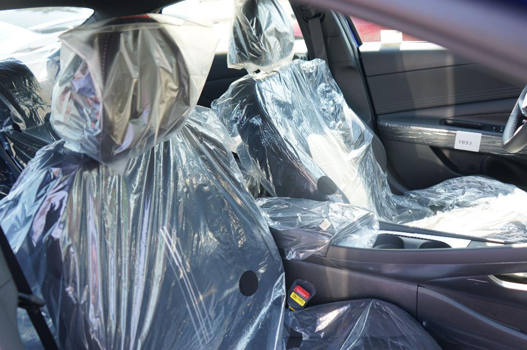 new 2025 Hyundai ELANTRA HEV car, priced at $27,185