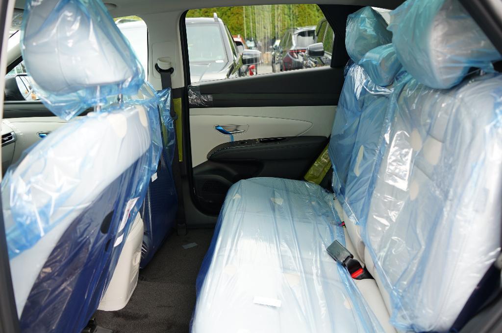 new 2026 Hyundai TUCSON Plug-In Hybrid car, priced at $49,076