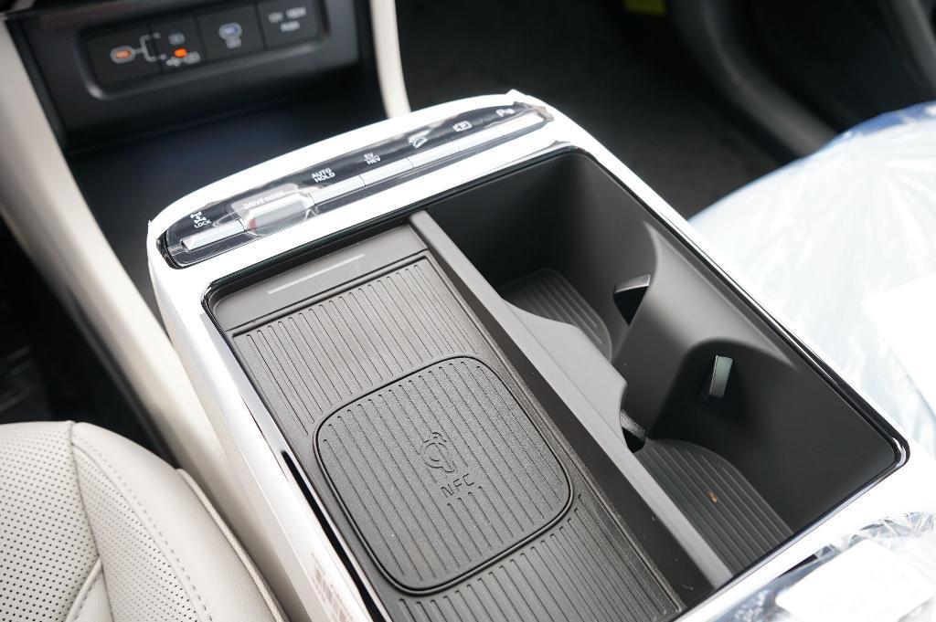 new 2026 Hyundai TUCSON Plug-In Hybrid car, priced at $49,076