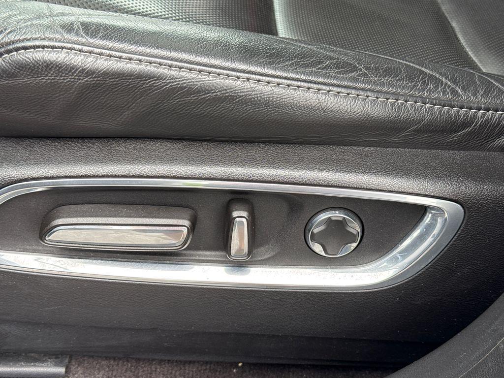 used 2020 Acura MDX car, priced at $23,500