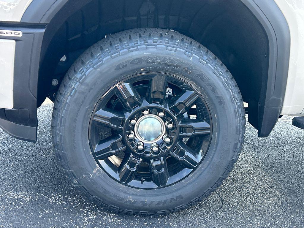 new 2026 GMC Sierra 2500 car, priced at $71,500