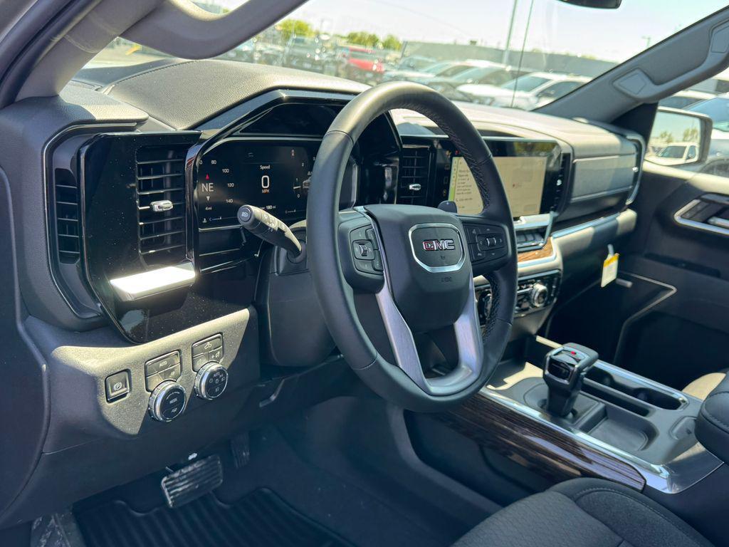 new 2026 GMC Sierra 1500 car, priced at $53,250