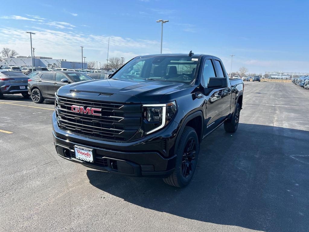new 2026 GMC Sierra 1500 car, priced at $41,500