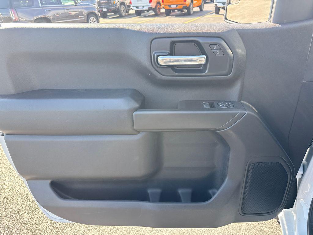 new 2026 GMC Sierra 1500 car, priced at $40,750