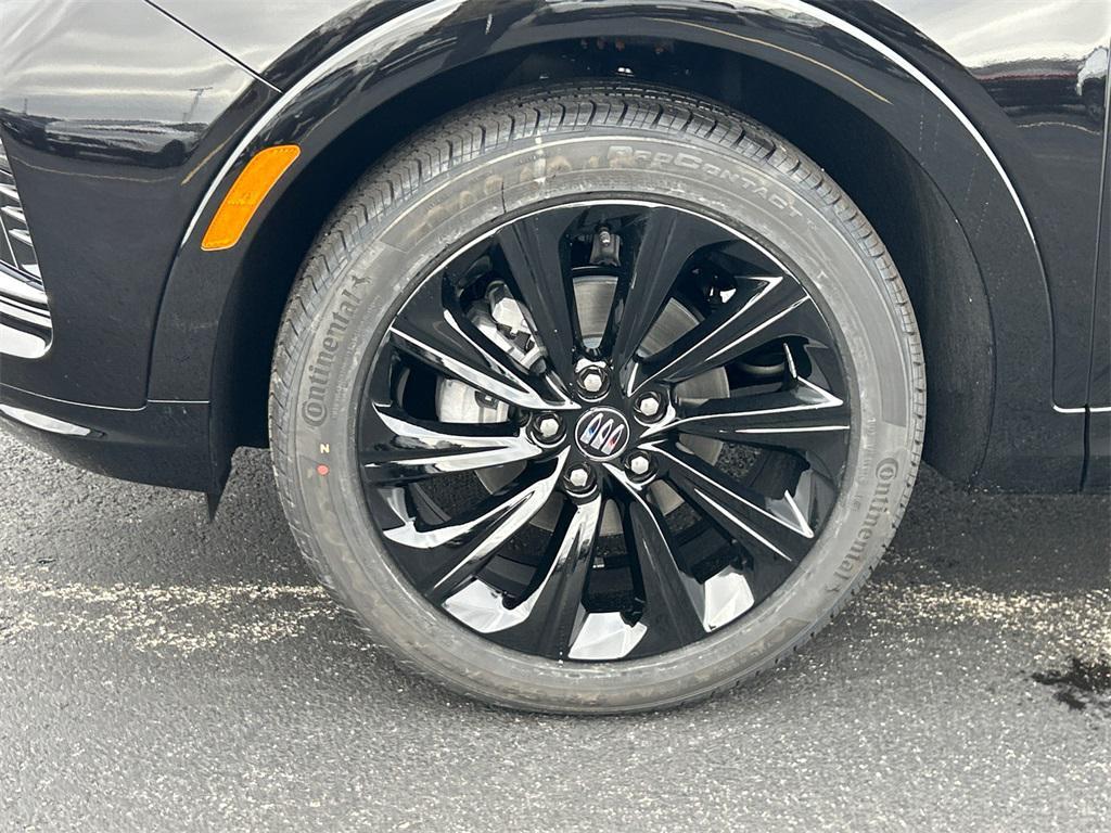 new 2026 Buick Envista car, priced at $27,973