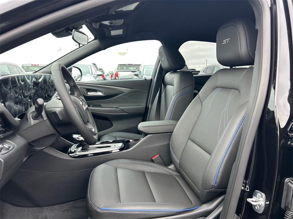 new 2026 Buick Envista car, priced at $27,973