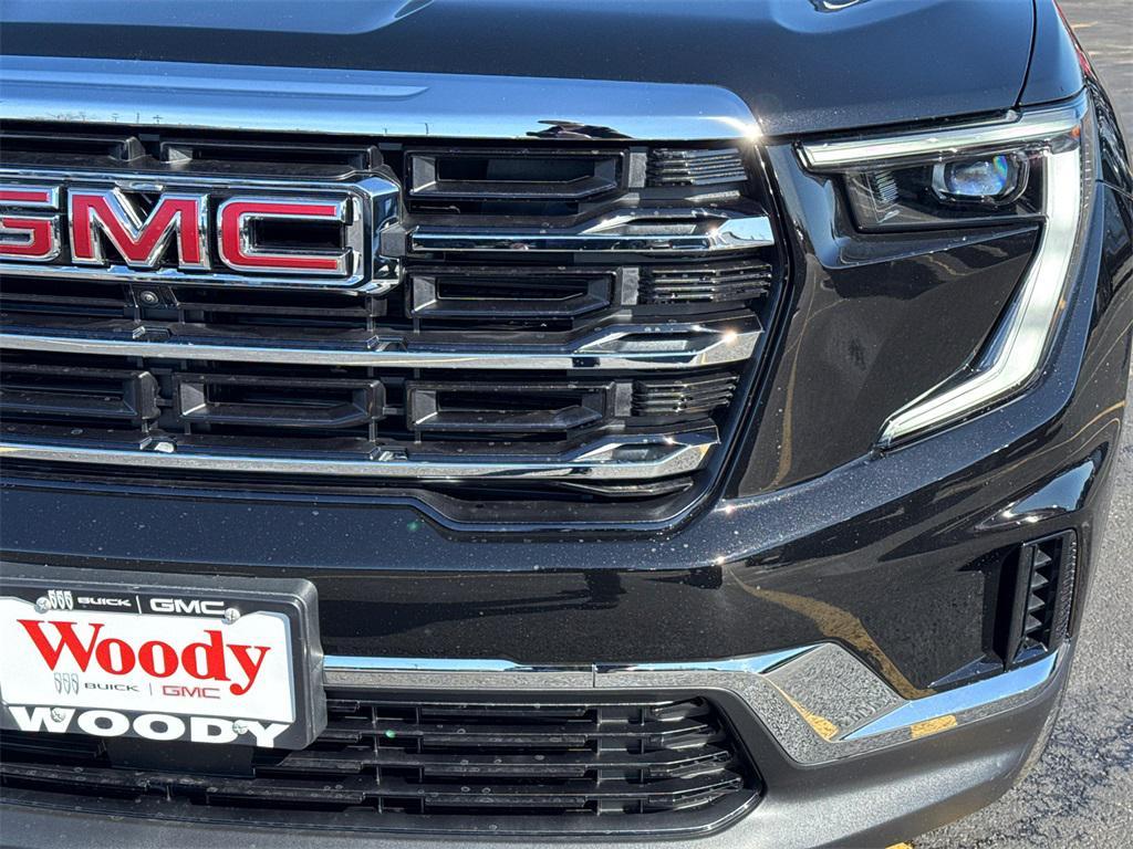 new 2026 GMC Acadia car, priced at $45,605