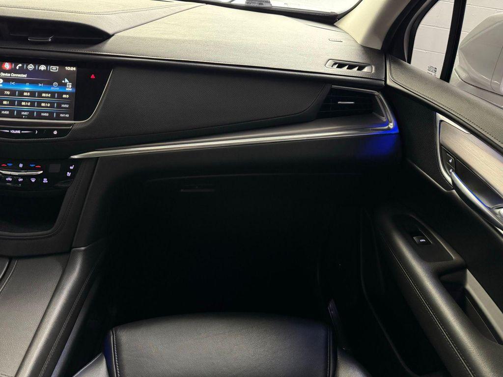 used 2018 Cadillac XT5 car, priced at $22,900